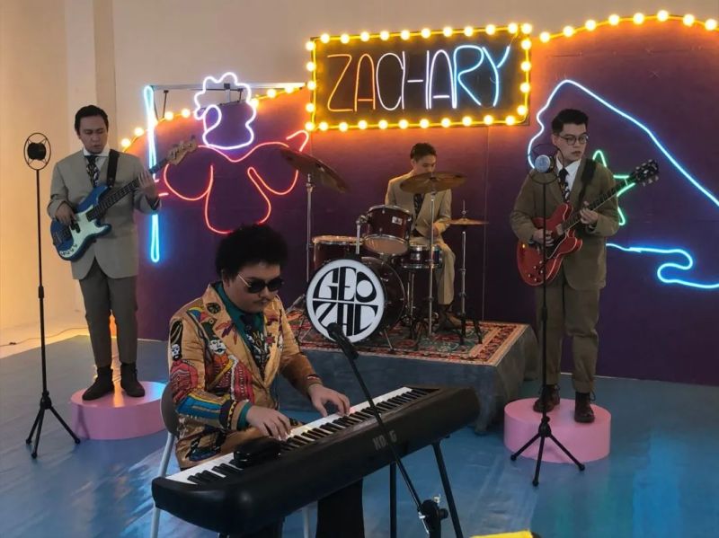 ファイル:Georgezachary 11.jpg