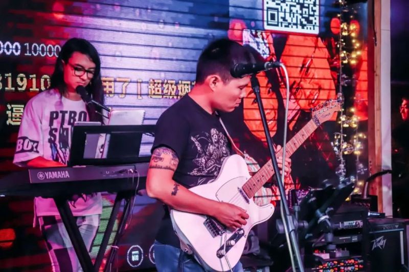 ファイル:Bigmeow 11.jpg