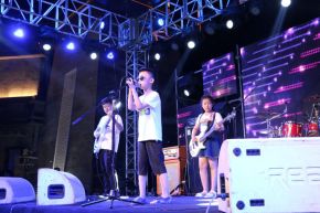 Budingchaoren 11.jpg