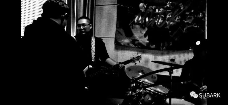 ファイル:Darlings 11.jpg