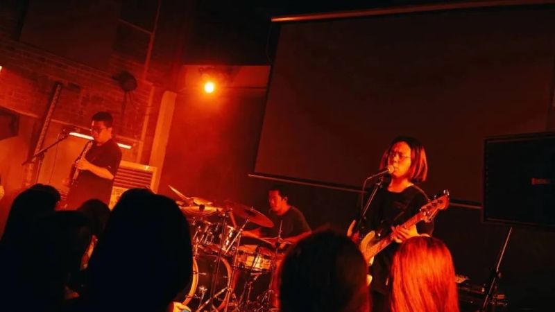 ファイル:Xiachenguangchang 12.jpg